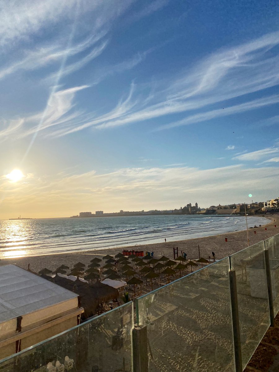 CeliaGI_'s tweet photo. Volver a casa siempre es bien☀️🌊 https://t.co/uLmxGcWVuR