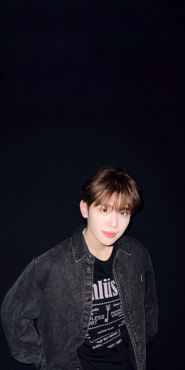 zeroscreens's tweet photo. [#JIWOONG &amp; #TAERAE] Twitter &amp; Weibo update wallpaper/Lockscreen 📸 https://t.co/KMevOCJBQl