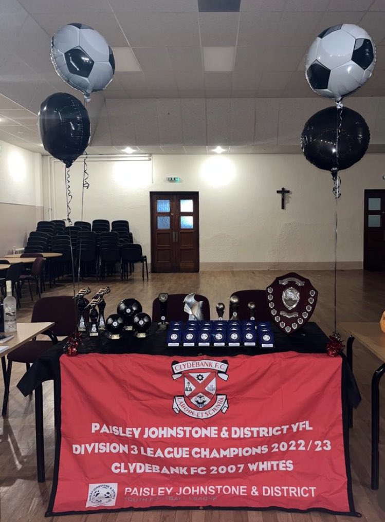 Great finish to the season for Clydebank Whites 2007….and boys finally got their hands on the league trophy 🏆🔴⚪️⚫️