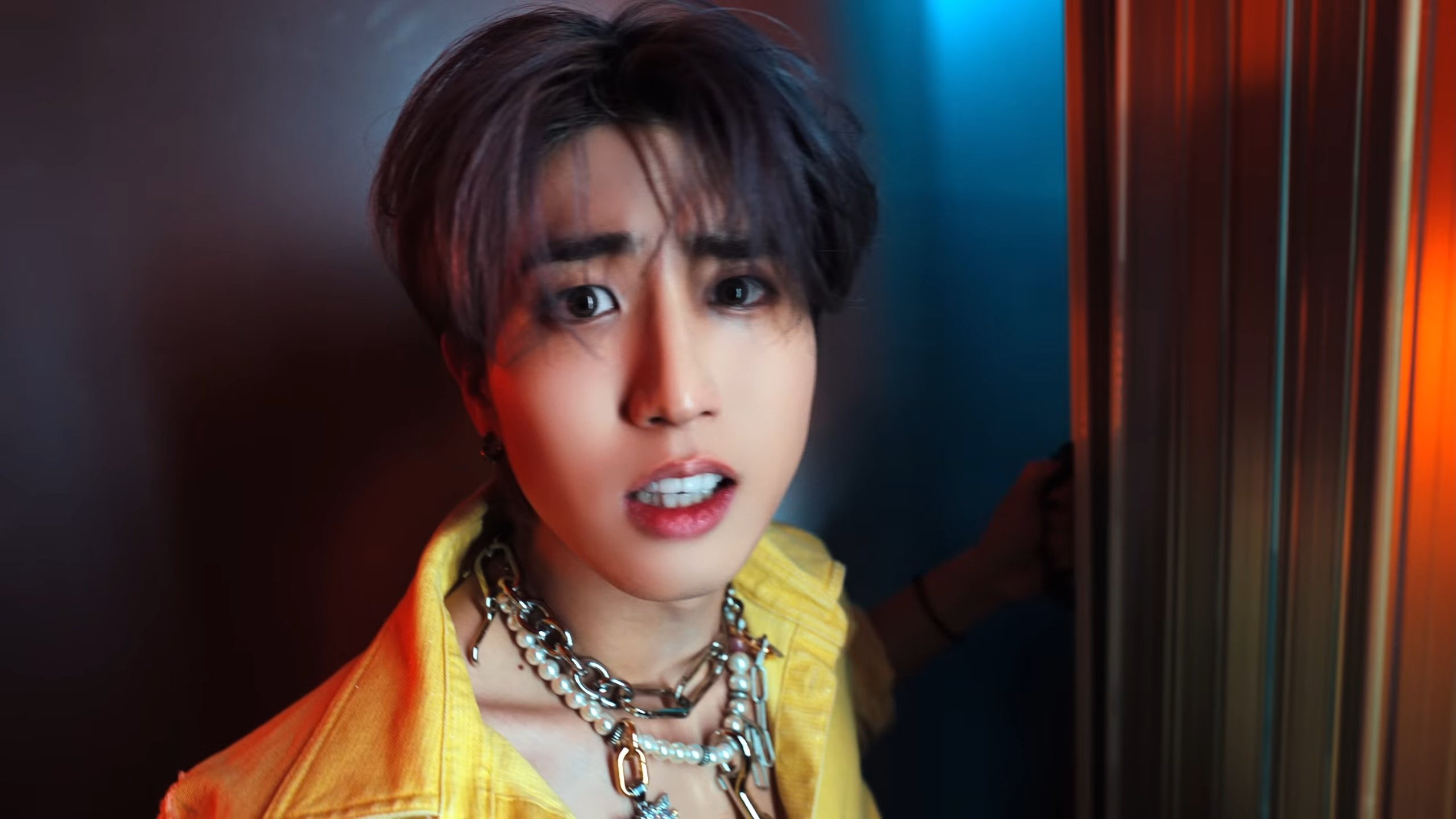 han jisung ★ on Twitter: "get lit han jisung is just ð§‍♀️ https://t.co