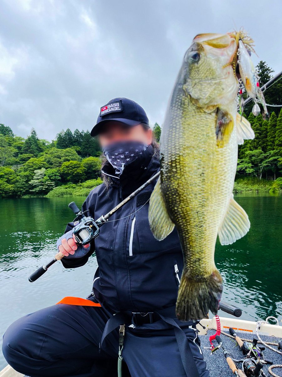 karinsan_teto3's tweet photo. 先週のやーつ。
クリアレイク久々でした。
今年は全然釣り行けないから行ける時は無理しても行こ🎣
SCC-68MH
#engine #SPELLBOUNDCORE
#スペルバウンドコア #ZPI #ZELOS https://t.co/BGv81skCOL