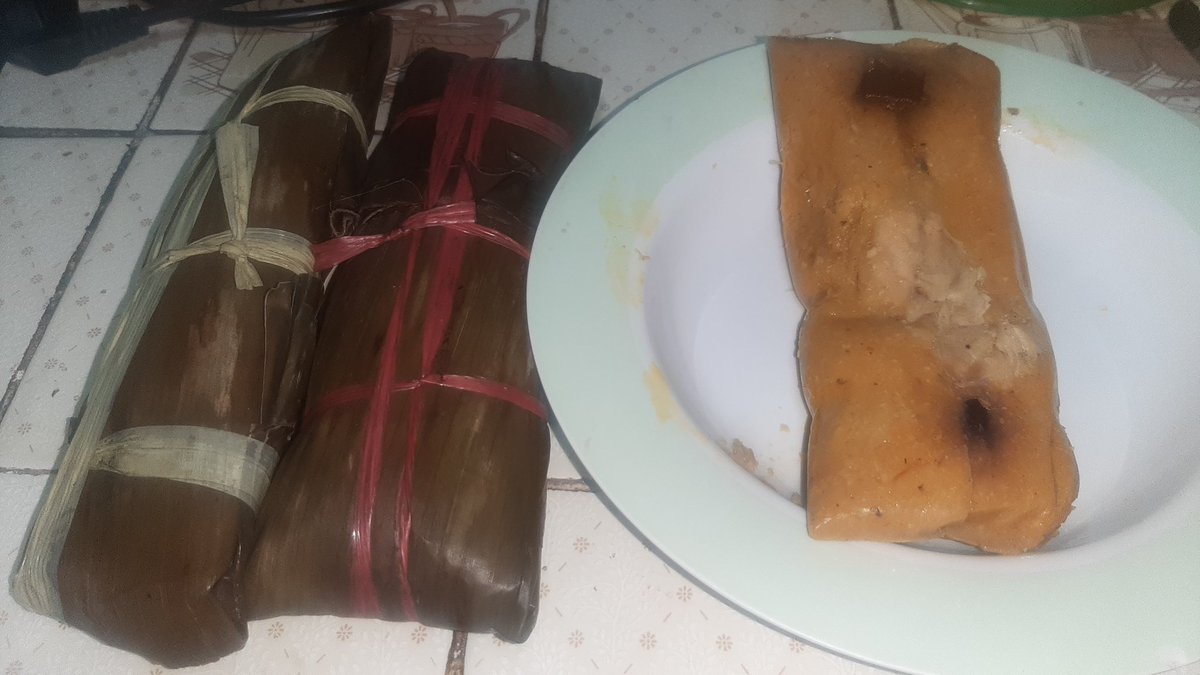 karlog76's tweet photo. @ChinoyAdolfo que buenos tamales. https://t.co/ZpWRa5sDCY