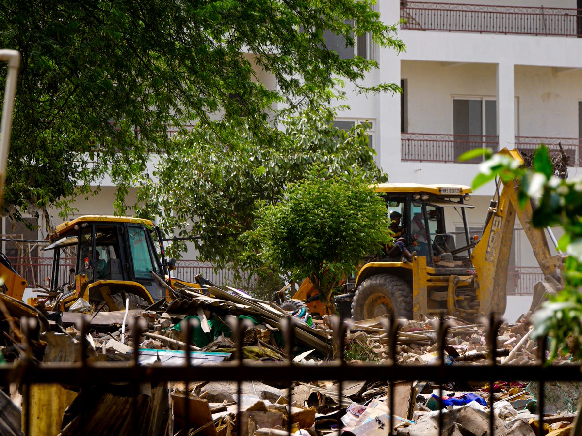 On June 16, NDRF, DDA and Delhi police demolished approx 95 houses belonging to daily wage laborers, leaving over 500 people homeless amidst scorching heat in Priyanka Gandhi Camp, near Vasant Vihar of South Delhi. @TCNLive