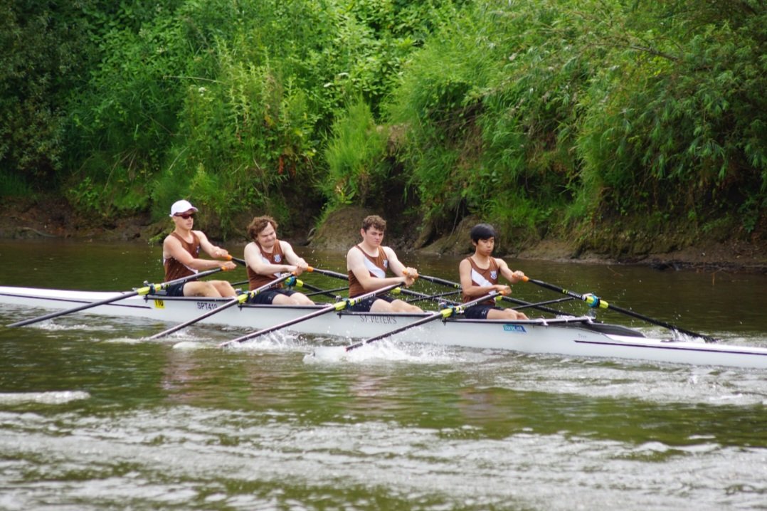 pongwiffy47's tweet photo. A great days racing for all crews @StPetersYork  @StPsport at Summer Regatta @ycrc #greencrocs #teamwork #summerrowing @BritishRowing #riverbanks #Ouse https://t.co/B33LI5kkA2