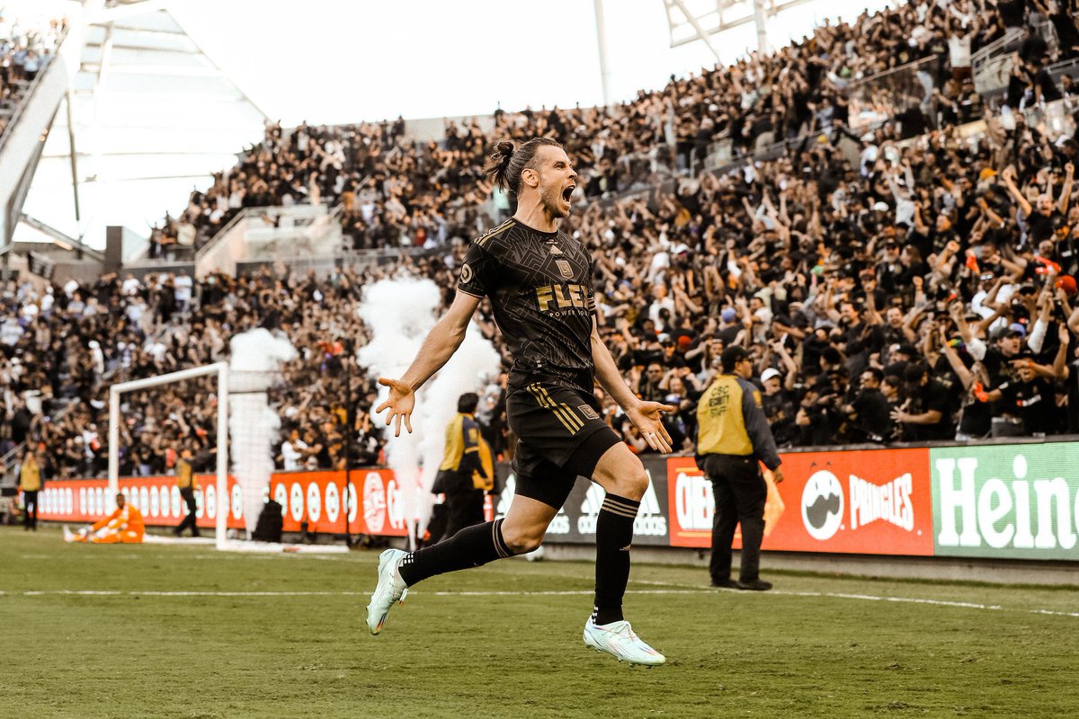 Sons of Bale, don’t forget to wish your daddy a Happy Fathers Day. #DOOP #LAFC