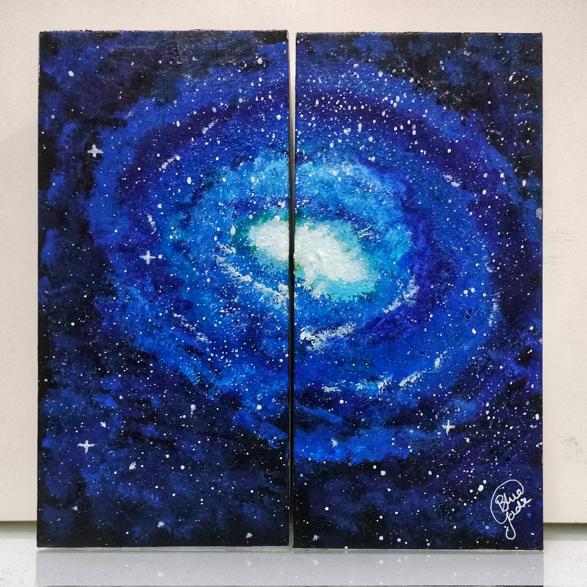 Galaxy full of stars in acrylic paints🎨🖌️💙🩵
.
.
.
.
#acrylic #acrylicpainting #watercolorart #artwork #art #painting #cutepainting #galaxypainting #galaxyart #galaxywork #spacepainting #spaceart #bluejadeart