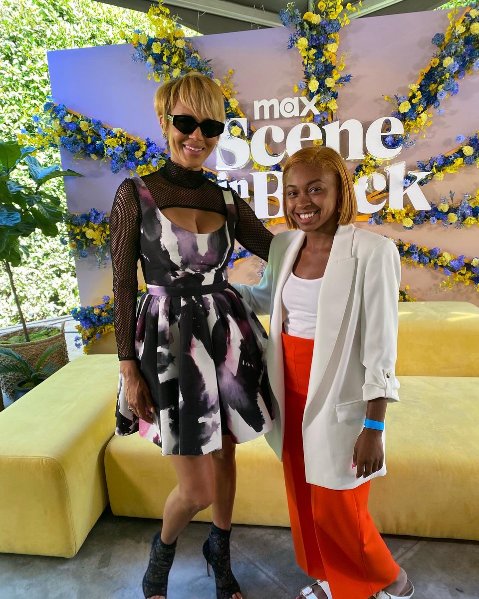 Kae_Success's tweet photo. Had an incredible time at #CultureCon 2023 in LA! 🎉✨ Met some inspiring folks like @nicolearip , CEO of @blackgirlsmedia &amp; Imani Ellis. Learned valuable lessons: Be Authentic, Enjoy what you do, and Collaborate with your friends! 🙌 #CultureCon2023 #Networking #Inspiration #LA https://t.co/AtlpPGASK2