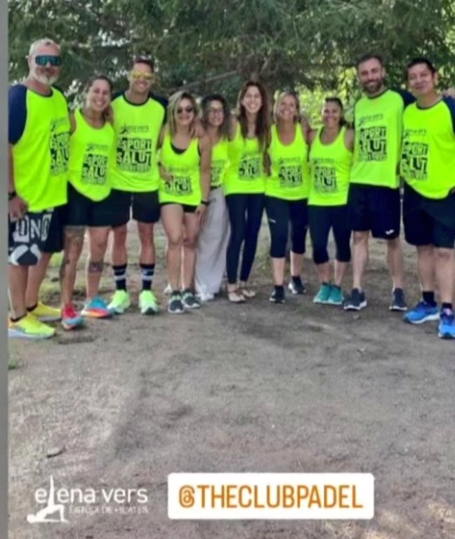 Gran matinal de #pàdel solidari per a l'Associació <a href="/ContraCancerBCN/">Associació Contra el Càncer BARCELONA</a> al nostre Club🎾🎾

Gràcies a tots els participants que hi vàreu prendre part, els espònsors solidaris, i a l'equip de l'Elena Vers per la sessió de gym-outdoors!🤸‍♂️🤸‍♀️

#FemClub!