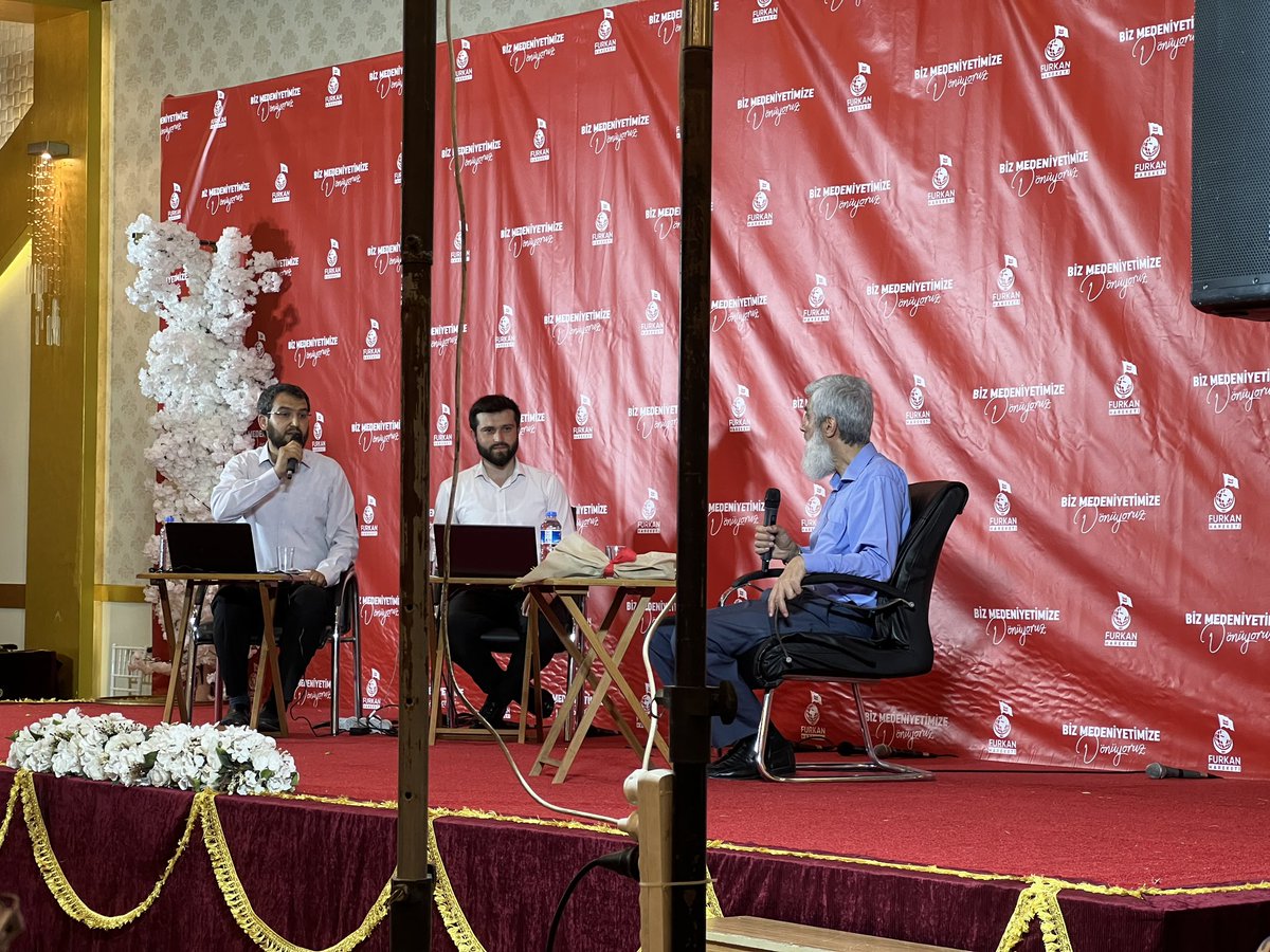 Furkan Gönüllüleri:
- Öncü Nesil Sizinle Ölene Kadar
Alparslan Kuytul Hocaefendi:
- Ben de Sizinle Ölene Kadar

AlparslanHocayla Hasbihal Programı