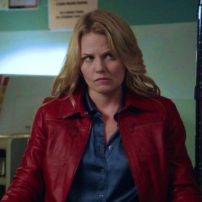 heyitsmily12's tweet photo. regina : henry you’re grounded 

emma : babe i think—-

regina : you too emma swan https://t.co/re255KSmFE
