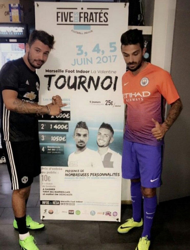 eltrafikoo's tweet photo. N'a meme pas remporté un seul tournoi des fraté et il ose dire ça 🤣🤣 https://t.co/MiumL6dN21