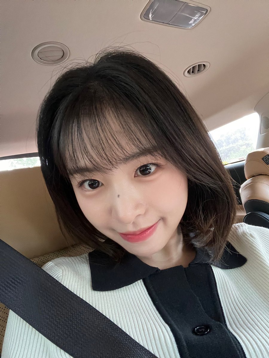 원본 사진 달라그래서 하나만 뿌릴게여 >_<
그럼 난 이만 뿅- 모두 잘자기를🤍

皆さん、おやすみなさい☘️

#허니챈 #챈챈정보통
