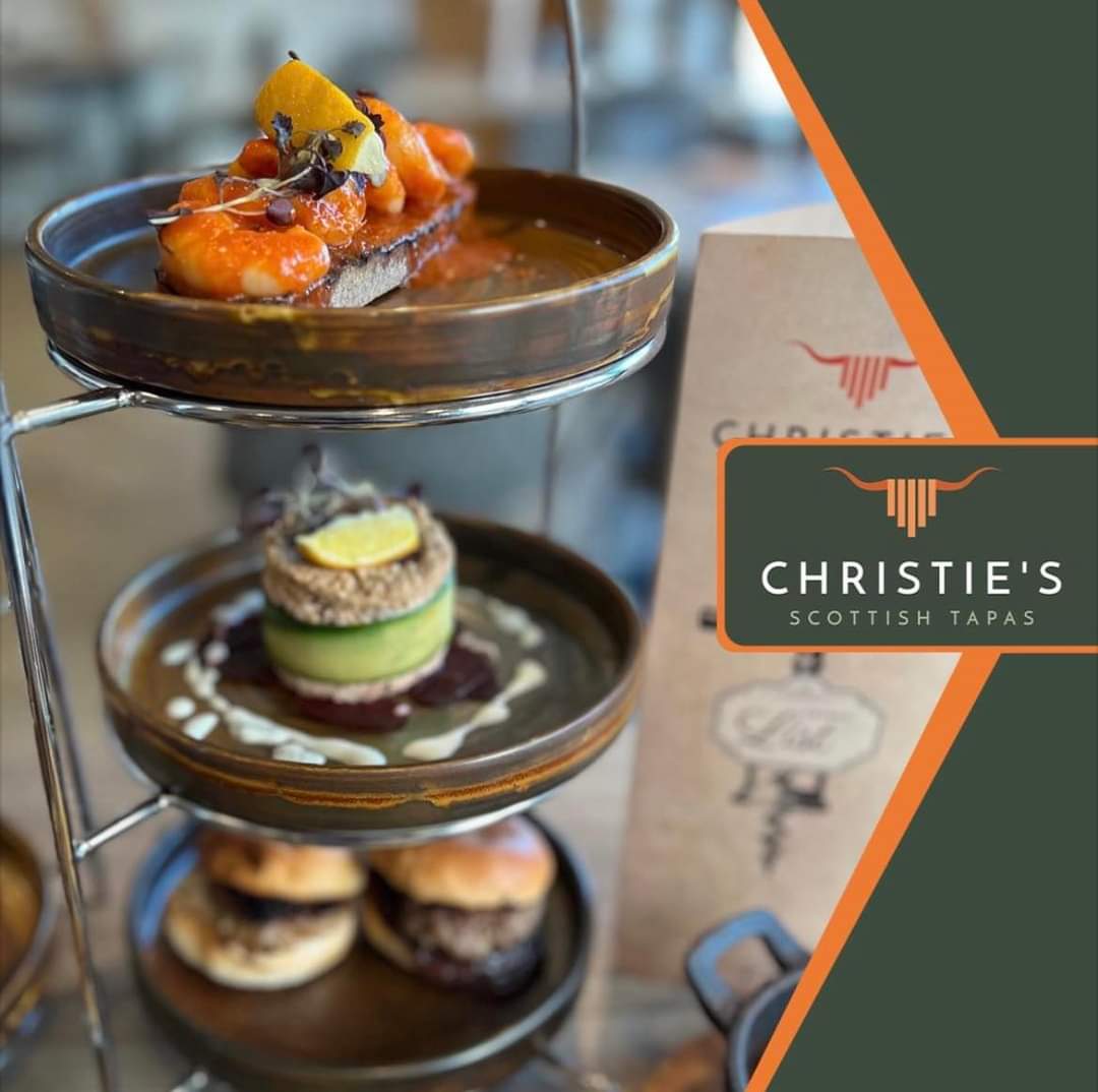 Bonnie_Montrose's tweet photo. Ahem @EstrellaDammUK #NationalRestaurantAwards @The_NRAs @GordonRamsay
Huv ye nae tried @davblackwood s #ChristiesFalkirk or #ChristiesDunfermline fur sum #ScottishTapas or a swally.
#TopDrawer #SuperScan https://t.co/4RCTFLDY9j