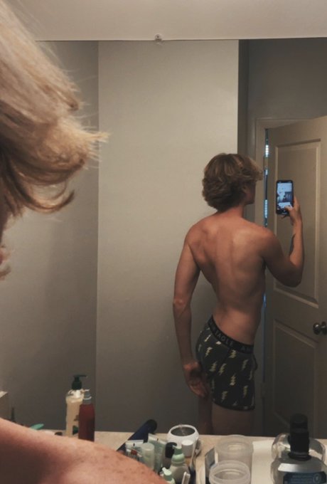 Happy Father&rsquo;s Day https://t.co/2wBuTiOYNN