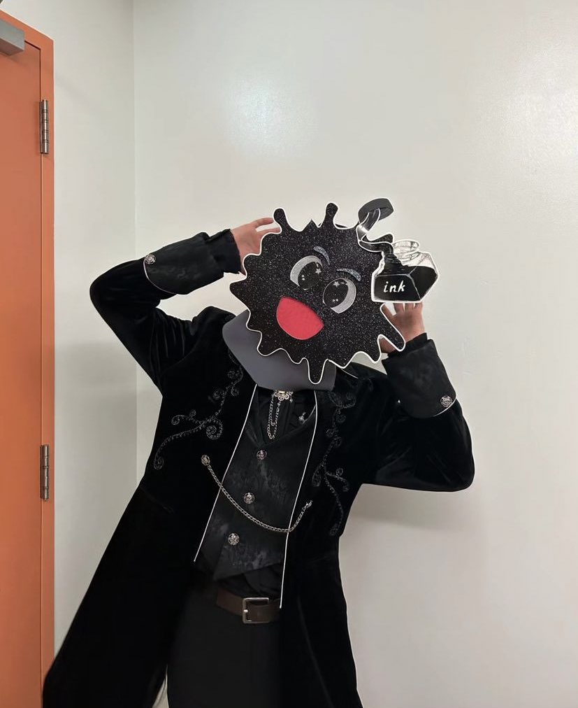 StrayKidsBrasil's tweet image. 「 #INSTA • 18.06.23 」
Atualização do Seungmin [1/2]

"Quem é Ink?
#KingOfMaskedSinger #Seungstagram"

↝ instagram.com/p/Ctomg22hFxm/…

@Stray_Kids #StrayKids #스트레이키즈