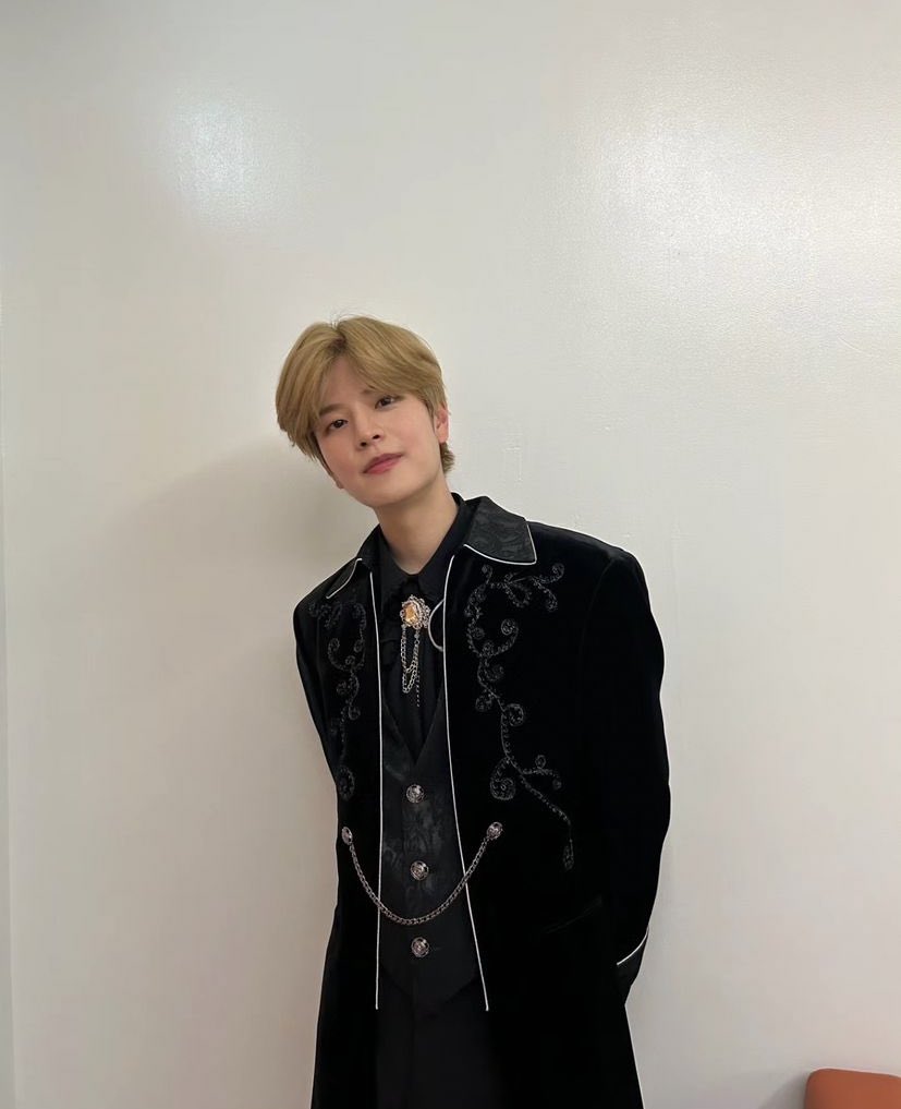 StrayKidsBrasil's tweet image. 「 #INSTA • 18.06.23 」
Atualização do Seungmin [1/2]

"Quem é Ink?
#KingOfMaskedSinger #Seungstagram"

↝ instagram.com/p/Ctomg22hFxm/…

@Stray_Kids #StrayKids #스트레이키즈