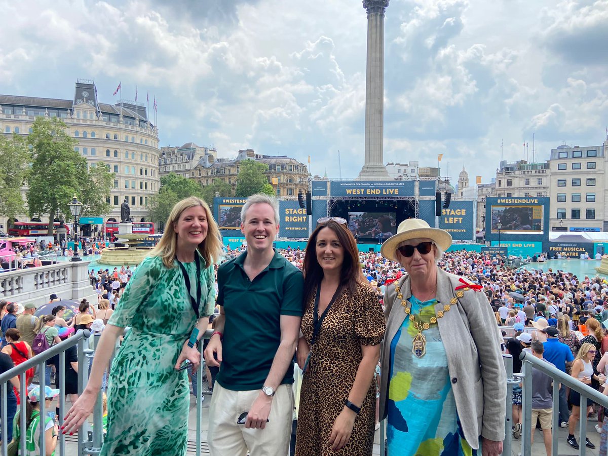 So many incredible shows to enjoy in the West End this summer 🎭☀️

Lord Parkinson joined @SOLTnews @uk_theatre at @WestEndLIVE for a taster #WestEndLive