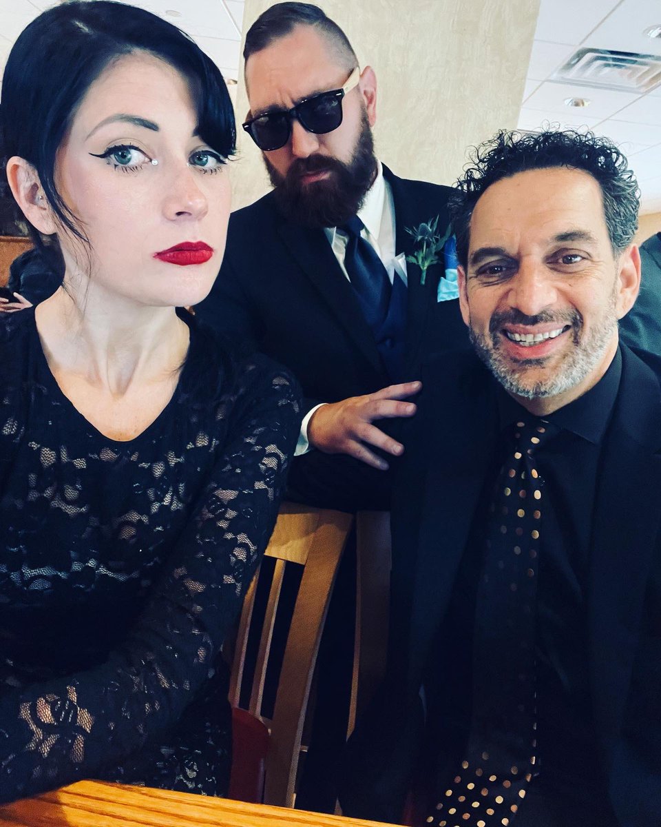 Keanu Thompson on Twitter: "Nuptial chic part 2 💅