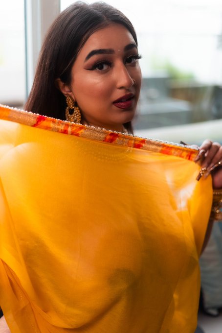 💛💛😊 #rakhigill #rakhi https://t.co/vKVuWS3OS7