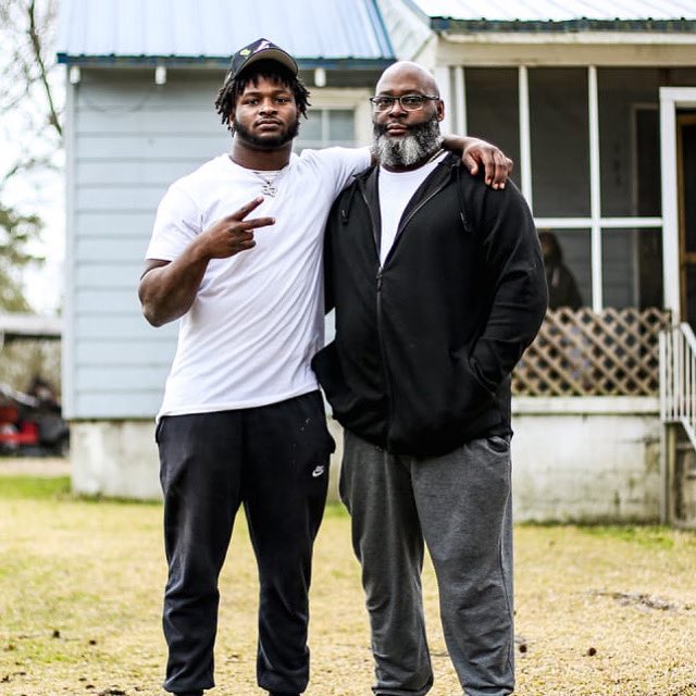 Happy Father'Day to Javonte's dad, Jermaine! #fathersday <a href="/javontewill33/">Javonte Williams</a>