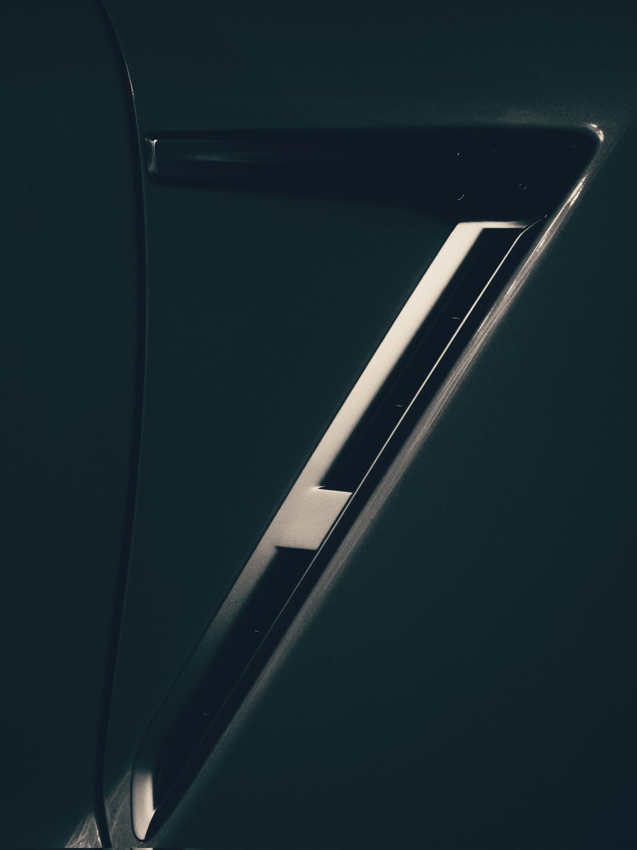 Do we need all the details?
"The details of life have a tendency to interfere with the actual living of life." (Richard Diaz.)