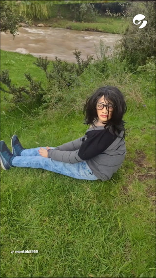 CarlArthurKing's tweet photo. No me importa si Vicky Davila y Revista Semana me demandan o denuncian penalmente por esta publicación, pero quiero exponer a su Testigo Anónimo, la tienen escondida en una finca de Gillinsky para que no cuente que le pagaron por mentir.
Descarados.

@VickyDavilaH @RevistaSemana https://t.co/1tSKIdpir0