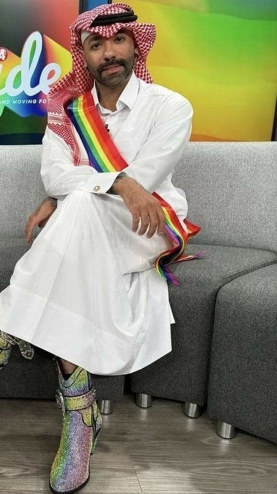 Zalloumyat's tweet image. رؤية 2030 التي يحلم بها أمير_الظلام الدب الداشر. وأغلب مناشيره! #LGBTsupport

#الاستديو37
#FathersDay
#سعود_القحطاني
#محاسبة_أبانوب_عماد
#D_DAY_TOUR_Singapore