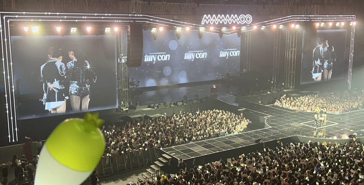 N4da_nada's tweet image. This performance was like an affirmation for all of us that Mamamoo is OT4x4ever.
#YongByulWheeHye #ot4x4ever #MAMAMOO