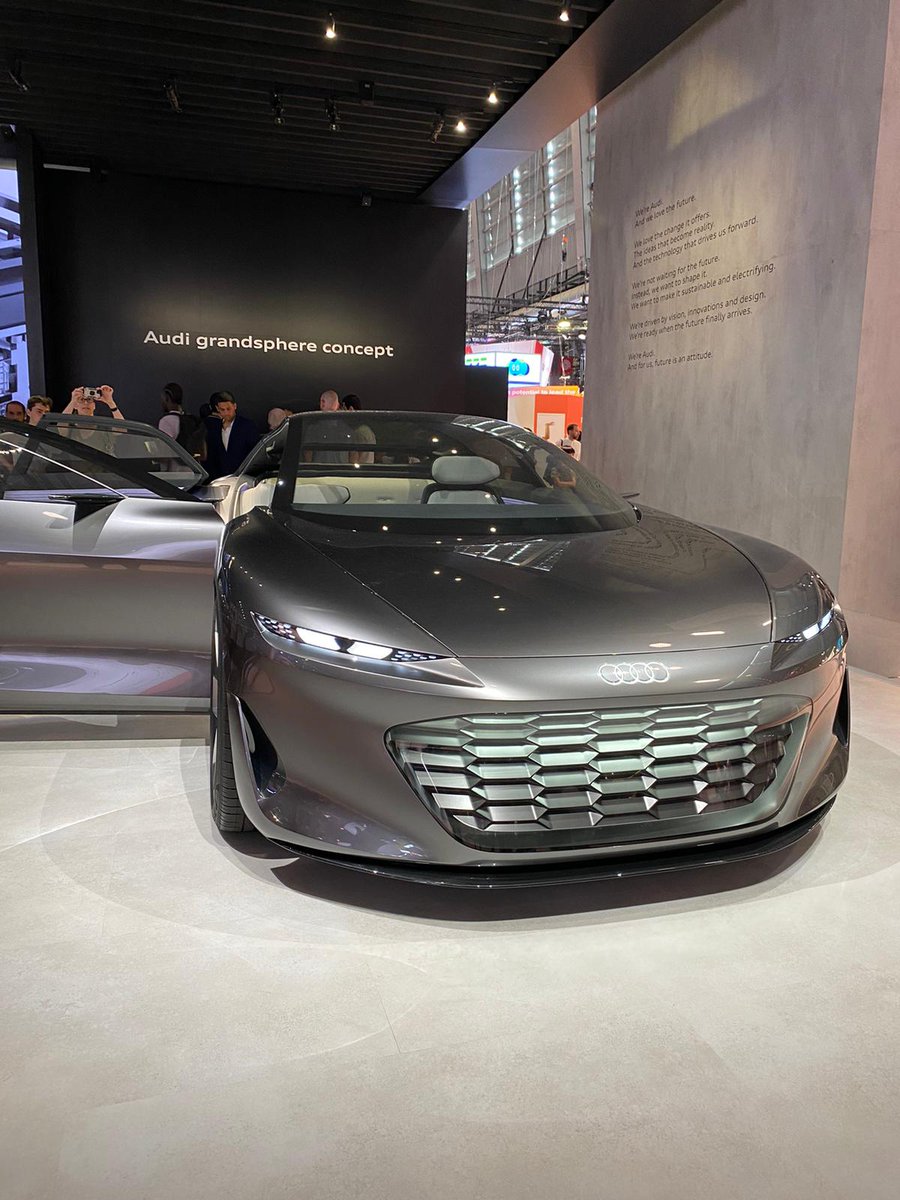 Merci au <a href="/LeParisien_NFT/">Le Parisien NFT</a> pour le concours m'ayant permis d'obtenir deux entrées pour le salon #VivaTech2023 . Que de nouvelles technologies.