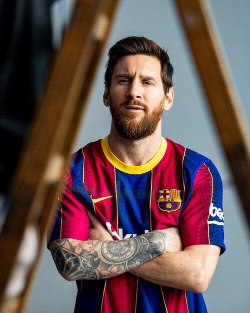Terminou o duelo entre Cristiano Ronaldo e Messi na história da Champions League:

Mais títulos de UCL: Cristiano Ronaldo (5) 
Mais gols na UCL: Cristiano Ronaldo (140)
Mais assistências: Cristiano Ronaldo (42)
Gols em mata-mata: Cristiano Ronaldo (67)
Gols em uma edição: