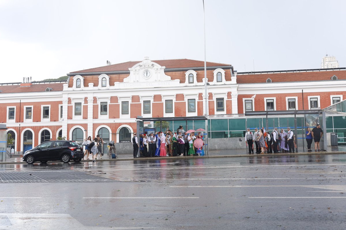 Lluvia y granizos en Principe Pio, Madrid
#Madrid #comunidaddemadrid #alterphotos
Chris Monsalve / Alterphotos