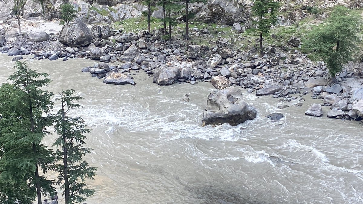 sohilanwar1977's tweet photo. #kud #kishtwar #kilar #manali off road with family’s https://t.co/mBP2JsOSIp