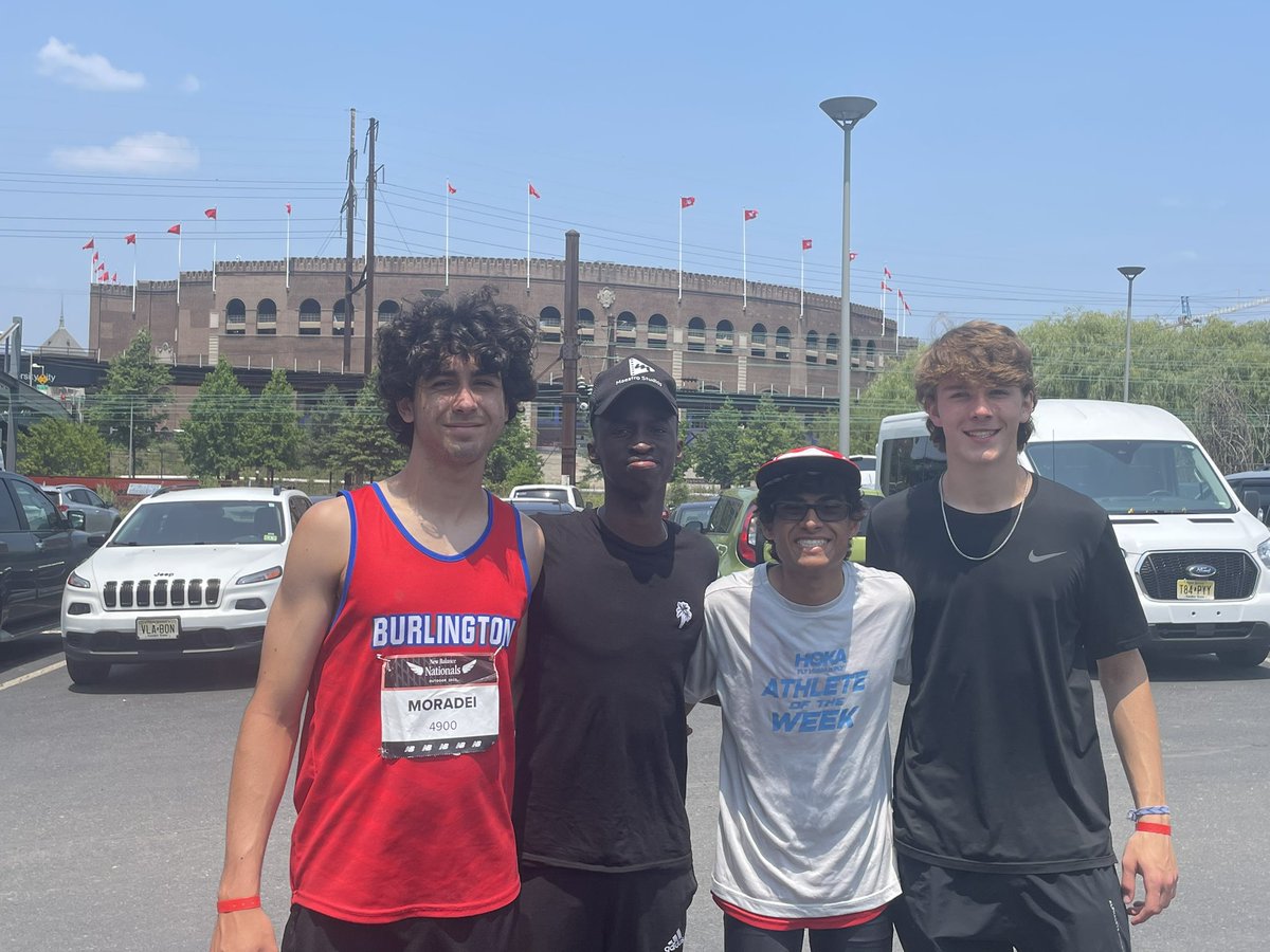 DMR of Eric Sekyaya, Elijah Wolinski, Colin Irwin, and Rithikh Prakash wrap up the 2023 Spring Track season with a 18th place finish at New Balance Nationals.