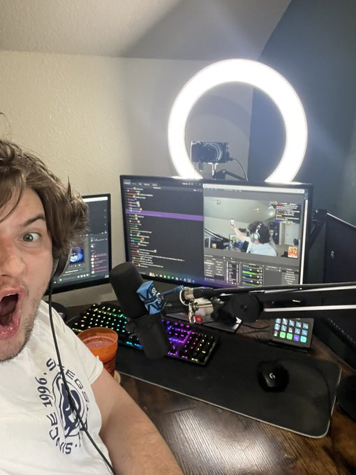 The Dude on Twitter "MY FIRST FATHERS DAY! JACKBOX THEN AMONG US WITH