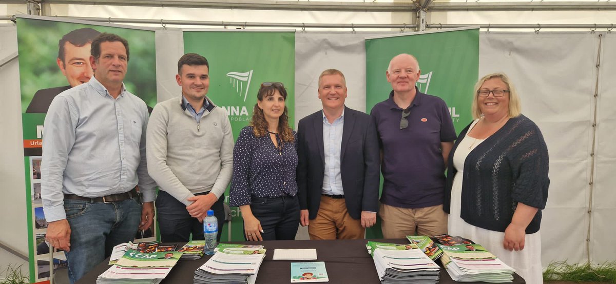 A great weekend at the Fianna Fáil stand for the @CorkSummerShow and delighted to be joined by Minister for Finance @mmcgrathtd!