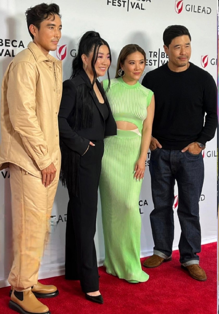 Stars on red carpet.
Source: Sony.
#justinmin #Sherrycola #allymaki #RandallPark #Shortcomings #Tribeca2023