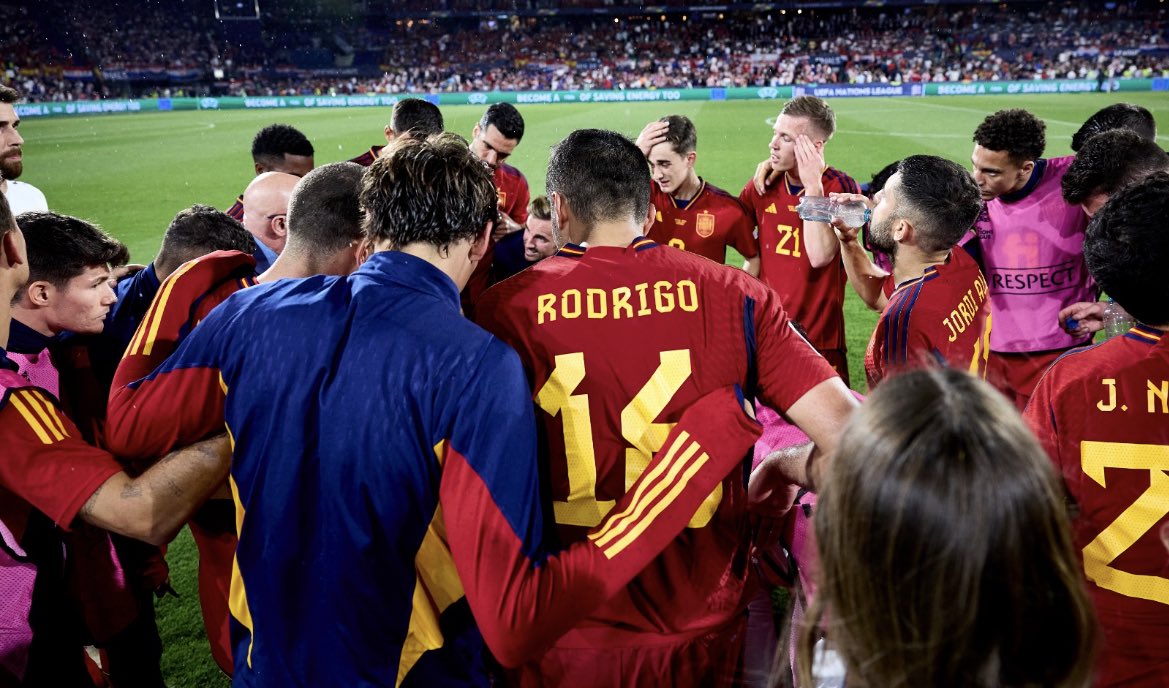 🏆 ¡¡¡CAMPEONES!!!

🇪🇸 La <a href="/SEFutbol/">Selección Española Masculina de Fútbol</a> gana la #UEFANationsLeague después de vencer a Croacia en la tanda de penaltis.

🙌 ¡Primer título de la nueva etapa con Luis de la Fuente como seleccionador! 

¡Sois los mejores! 👏🏻
