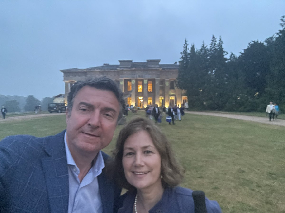 Always a special occasion - #Opera <a href="/GrangeFestival/">The Grange Festival</a> - #CosiFanTutte was excellent 👍. Mozart 🇦🇹 at his best! 🙏