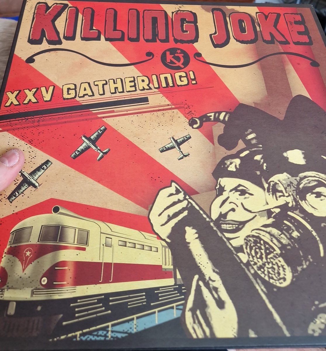 Pleased with the Father's Day present
#killingjoke
#gatherers