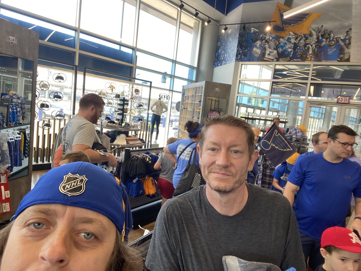 This was my 
Line sat at <a href="/Enterprise_Cntr/">Enterprise Center</a> lgb