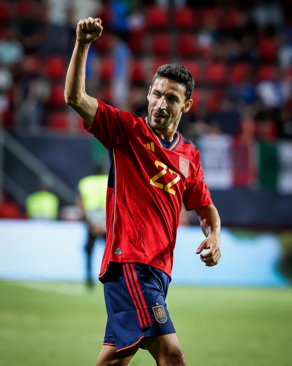 🏆 World Cup
🏆 Euros
🏆 Nations League

Jesús Navas is the first player to win all three 💪