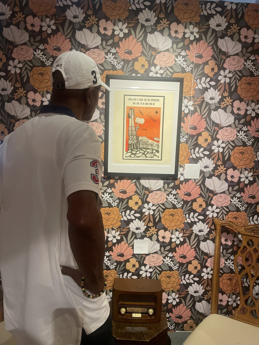 1of1Reem's tweet photo. Now we go FEAST like the MEN we ARE…🗣️ #HappyFathersDay #RIPKT
SB: Had to check lil bro for a Green Juice 🥤 #NaturalBlend https://t.co/EqX3kzo7FY