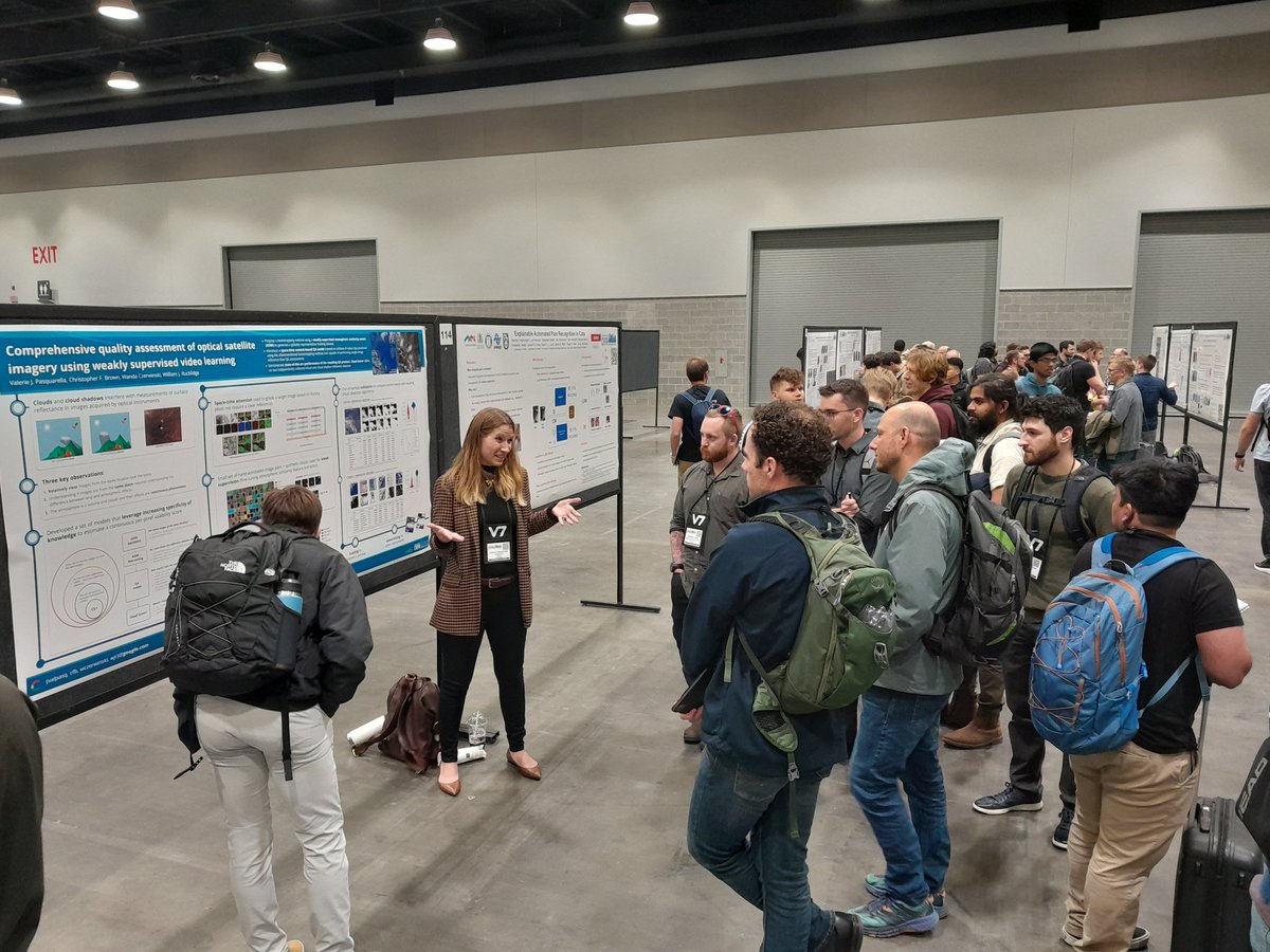 Join the crowd at the EV23 poster session! But don't forget to be back in time to our next keynote talk by Diane Larlus @dlarlus about ”Lifelong visual representation learning”.