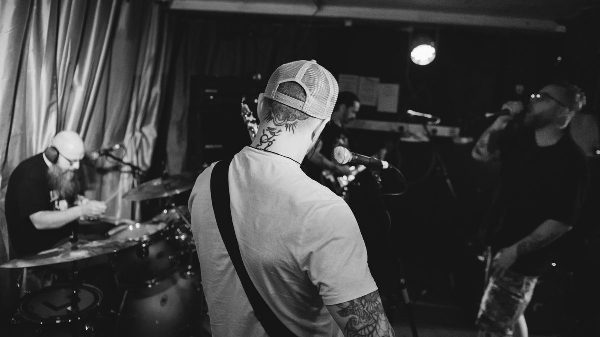 shaymurphyphoto's tweet photo. .@20BullsEach play their reunion gig
@thomashousedub 08.07.23 #hardcore #music #band #live #dublim #ireland #gig #nikon https://t.co/0IPVE8j1EG