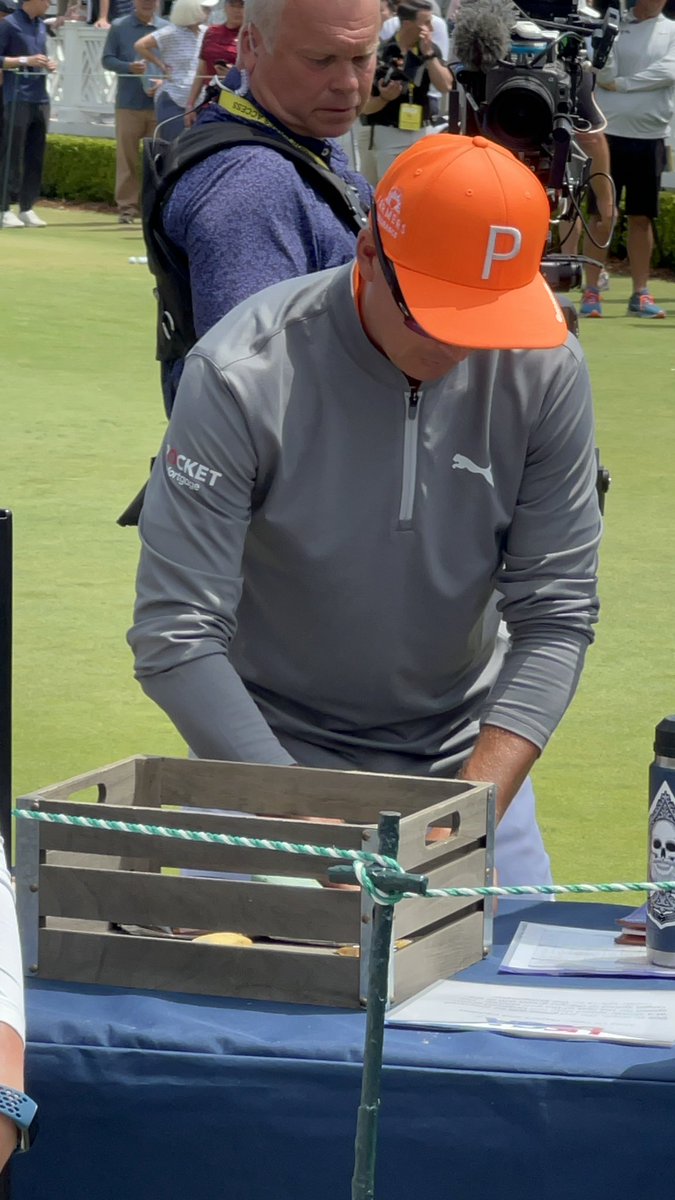 SamoJeff's tweet image. Let’s go Ricky and @RocketMortgage ! #USOpenGolf2023