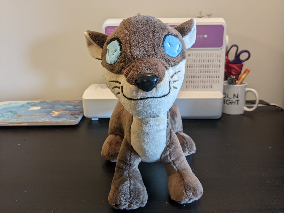 PlushByJess's tweet photo. Little guy is complete! Decided to do an otter for Father's Day 💖 had a lot of fun with this one, thank you for the lovely pattern @CholyKnight ! https://t.co/3ORCllE7aN