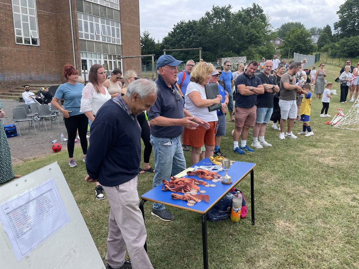 Lions Club tweet media