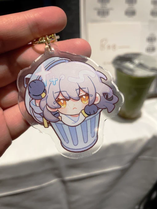 I got the CUTEST trash gremlin from #para049
