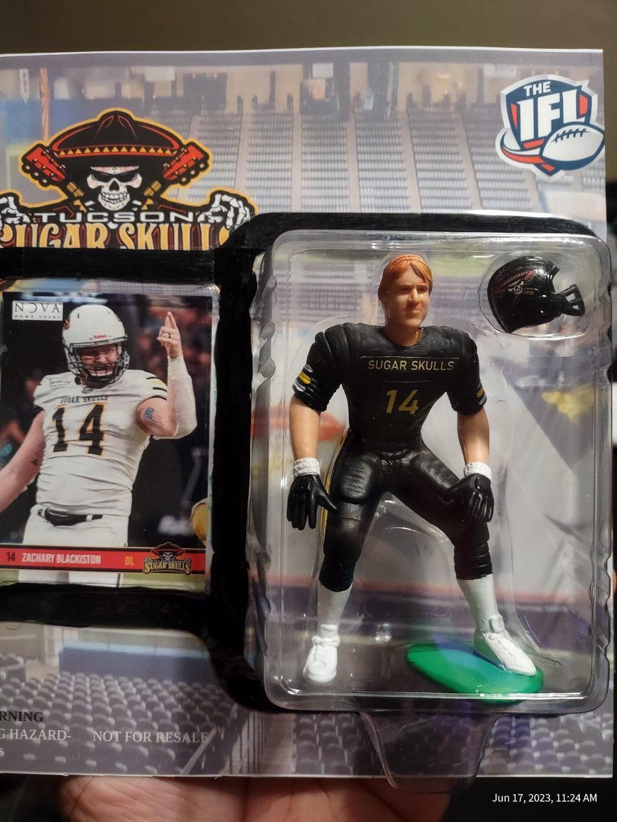 TerryPickard6's tweet photo. @BlackistonZ this is so cool. I’ve never known a real life action figure. Keep working man! @BergFootball #berggang #CH49 @sugarskullsfb have a great player and an even better human! https://t.co/3CY8mxVV9e