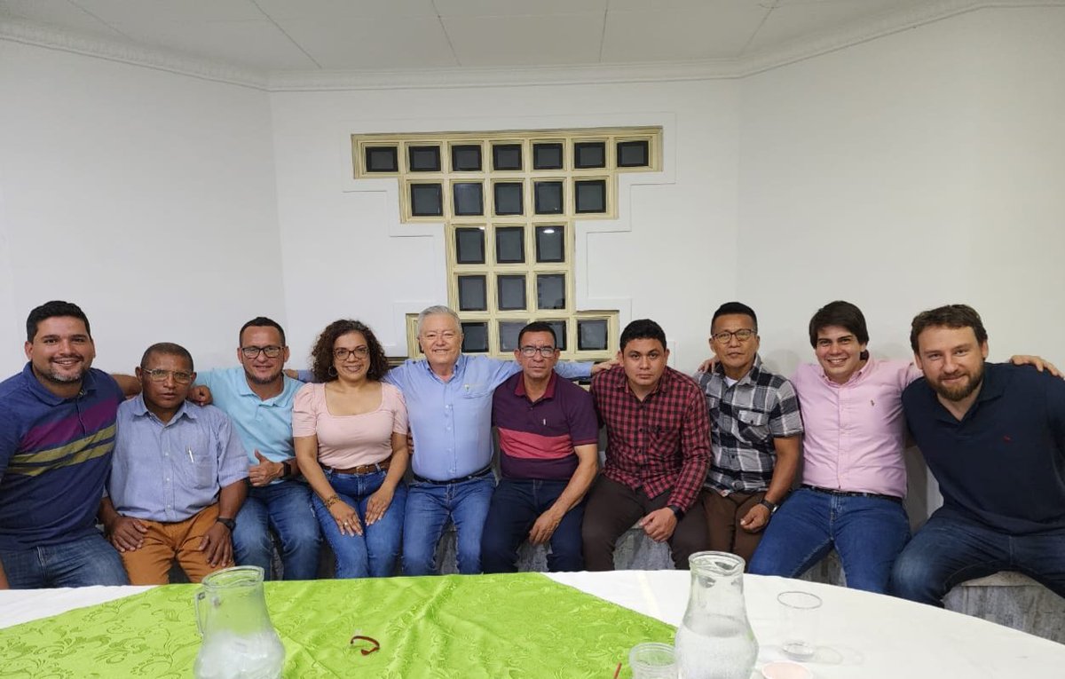 El día de ayer logramos llegar a un nuevo acuerdo colectivo entre Sintrainagro Minas y Palmas del Cesar S.A. 

La contratación indefinida, aumentos salariales, auxilios para educación y vivienda,  bonificaciones, dotación y permisos sindicales, entre los principales acuerdos